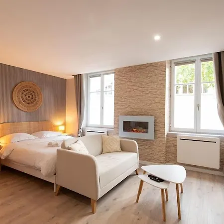 La Parenthese - Pres De La Petite France Apartment *